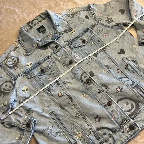 WILD FABLE Wild Graffiti Jean Jacket - Picture 15 of 16